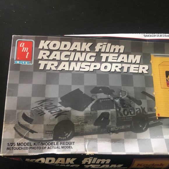 KODAK RACING TEAM TRANSPORTER - Picture 7 of 12
